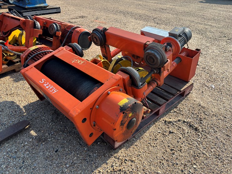 #22934-•-2016-podem-gabrova,-5-ton-chain-hoist,-electric-image-4