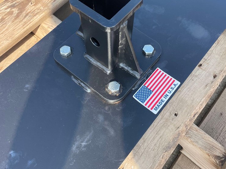 skidloader-receiver-hitch-plate-image-5