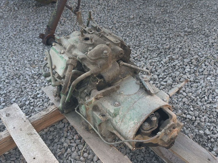 john-deere-4-cylinder-pony-motor-image-3