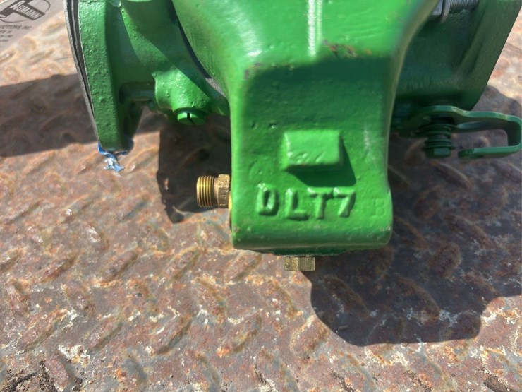marvel-schebler-dltx-18-carburetor-image-7