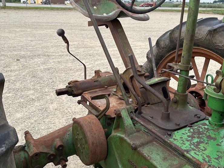 john-deere-a-image-12