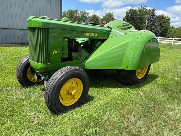 1956-john-deere-60-image-4