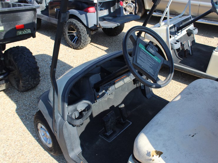 #23040-•-club-car-golf-cart,-white-|-parts-or-repair-image-6