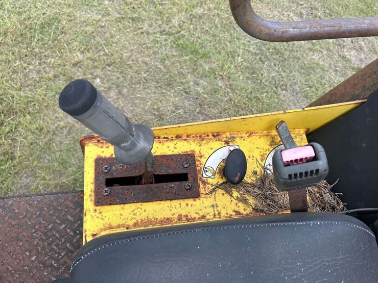 2002-wacker-neuson-rd11a-image-13