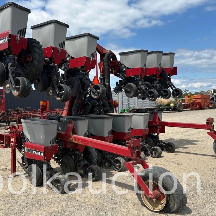 CASE IH 1200