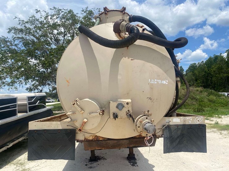2005-superior-trailers-vt130-t/a-vacuum-trailer-image-8