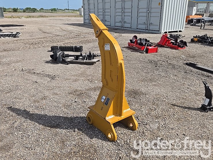 caterpillar-320-image-2