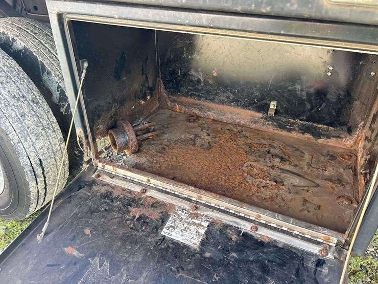 2016-ford-f550-image-34
