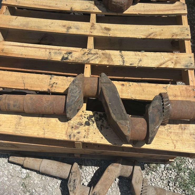 John Deere Model G Crankshaft