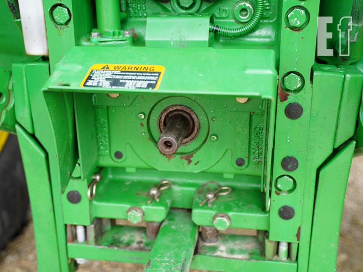 2014-john-deere-6115r-image-26