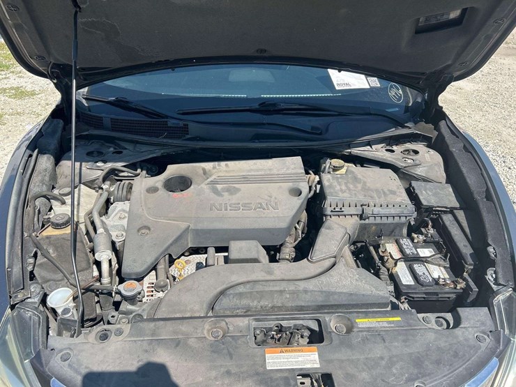 2016-nissan-altima-2.5-sedan-image-9