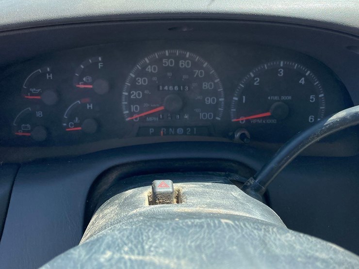1996-ford-f150-image-31