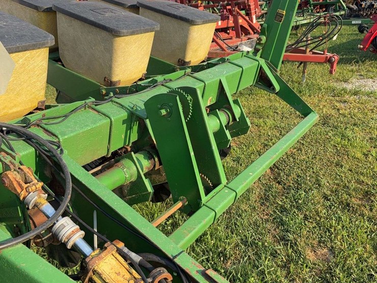 john-deere-7000-image-5