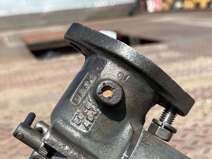 marvel-schebler-dltx67-carburetor-image-14