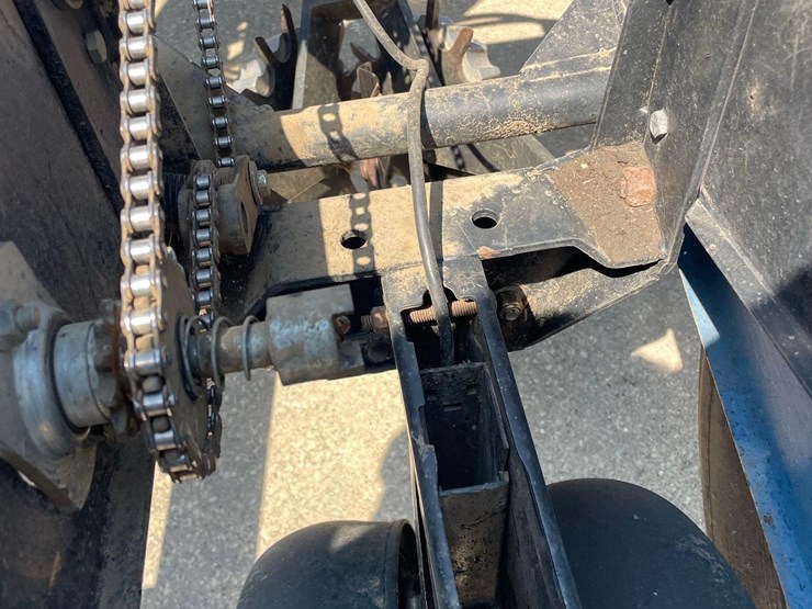 kinze-3200-image-49