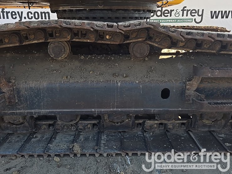 2021-komatsu-pc490-lc-11-image-22