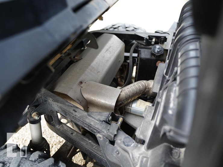 2012-john-deere-gator-rsx-850i-image-31