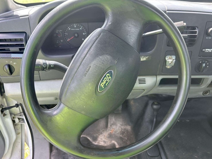 2005-ford-f250-image-12