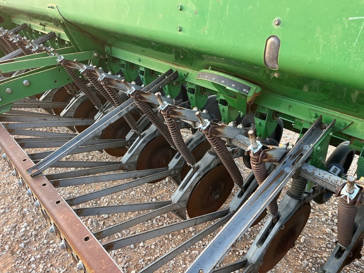 john-deere-450-image-2