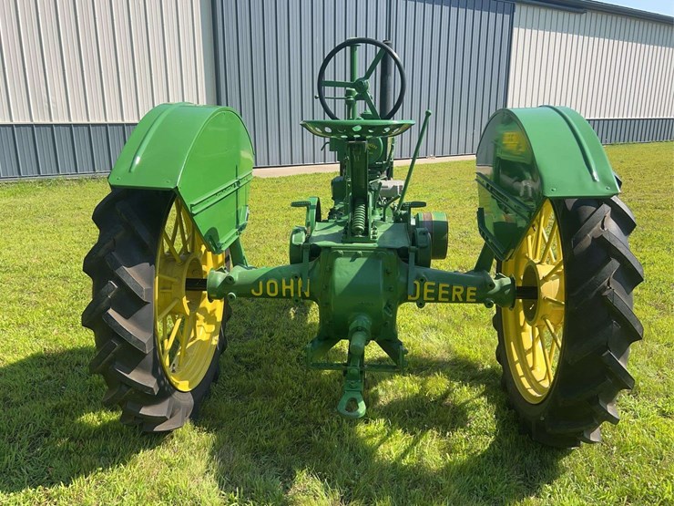 john-deere-model-b-image-13