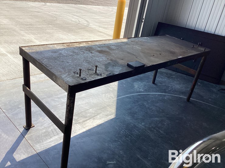 steel-work-bench-image-3