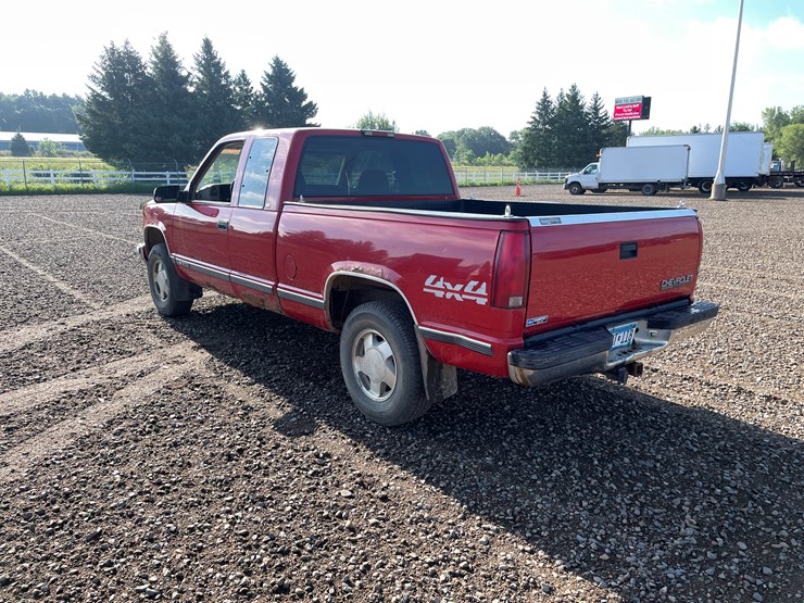 1998-chevrolet-1500-image-3