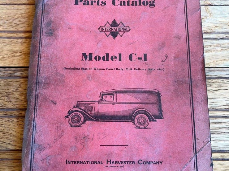 (2)-international-truck-manuals-image-5