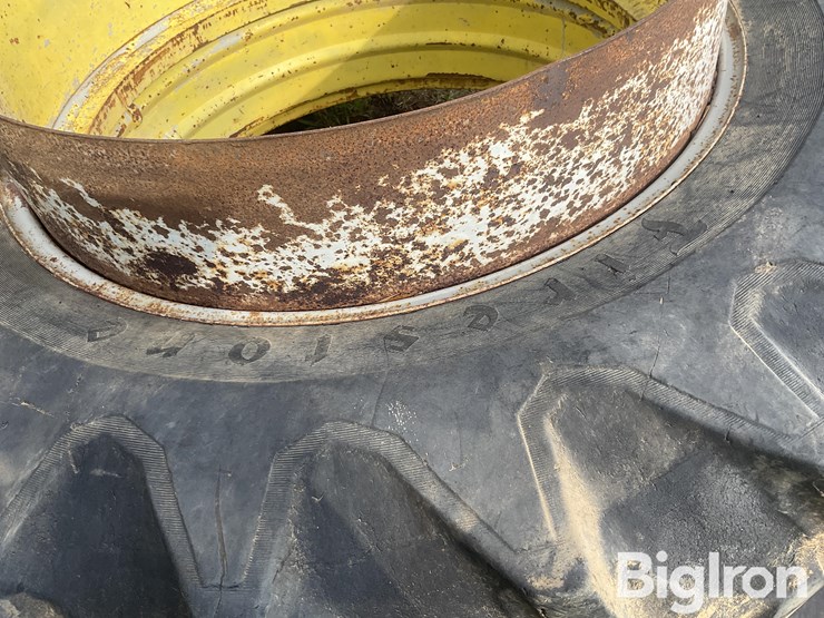 john-deere-16-image-9