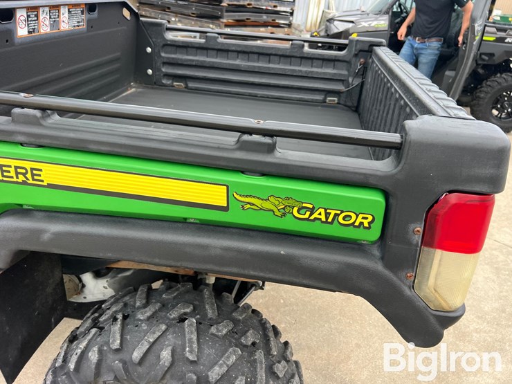 2012-john-deere-gator-image-10