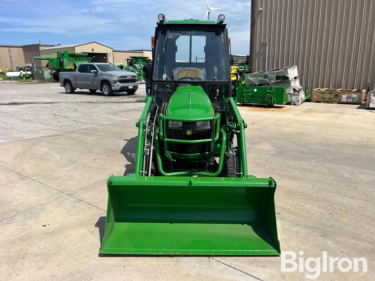 2015-john-deere-1025r-image-2
