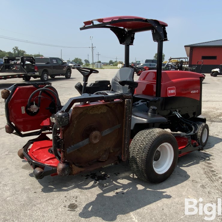 TORO GROUNDSMASTER 4500D