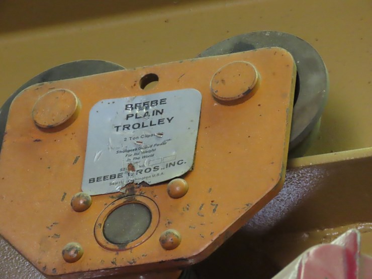 1-ton-electric-remote,-beebe-rolling-chain-hoist-image-2