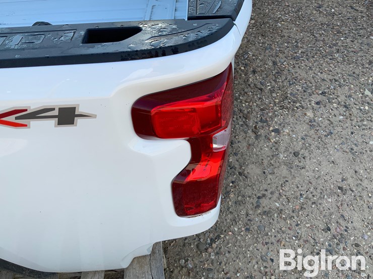 2020-chevrolet-8'-pickup-box-image-19