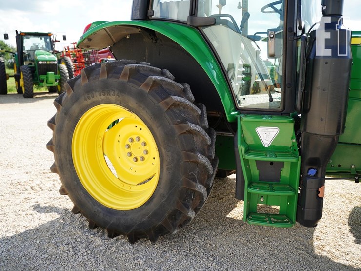 2018-john-deere-6120m-image-19