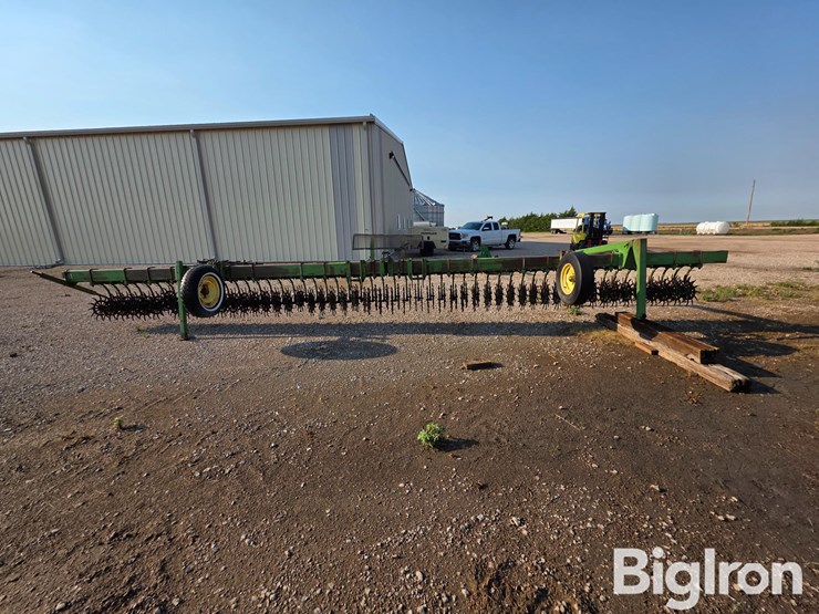 john-deere-400-image-6