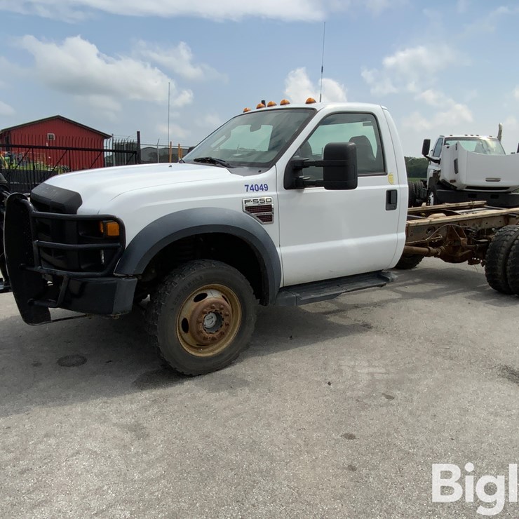 2008 FORD F550 XL
