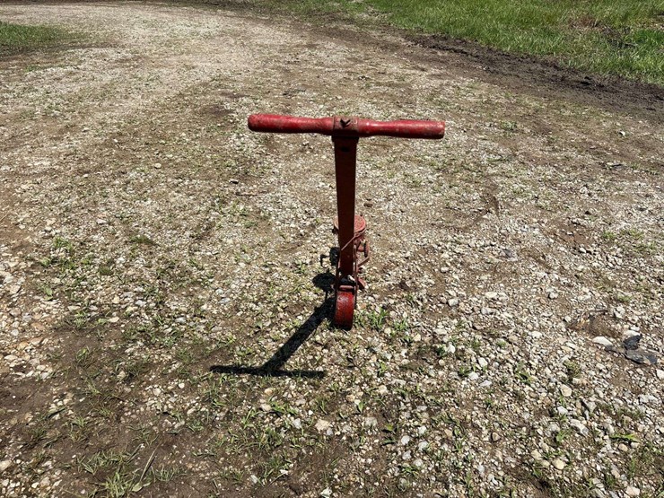 thomas-columbia-walking-planter-image-6