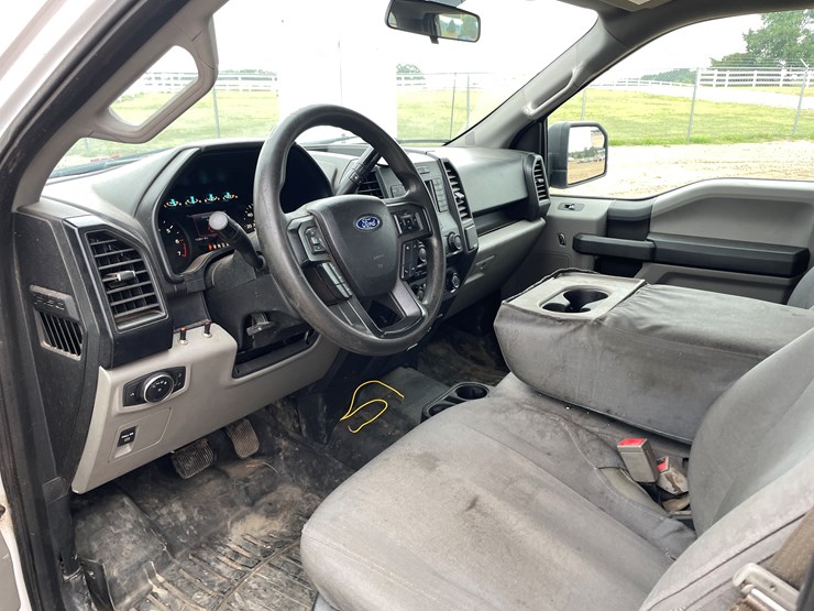 2018-ford-f150-xl-image-18