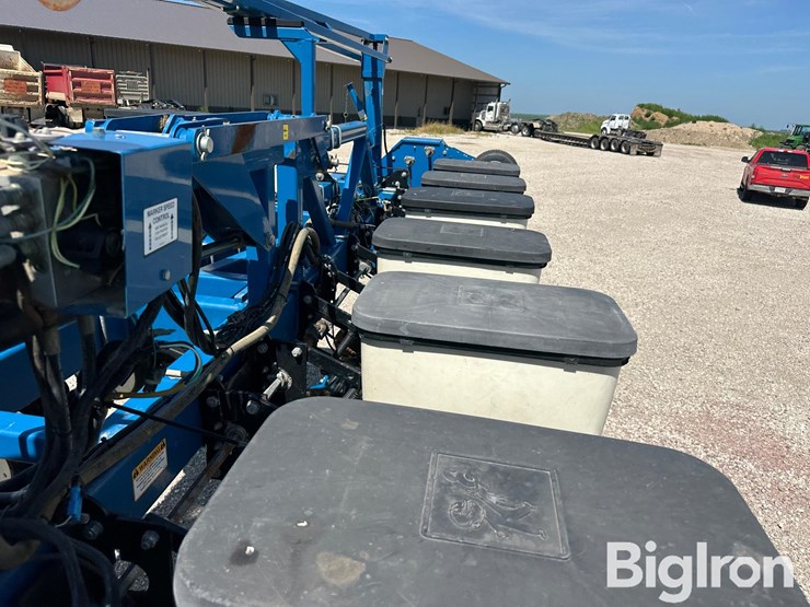 kinze-3600-image-13