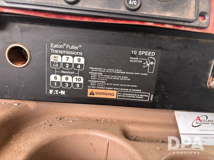 2004-ihc-9400i-dry-tender-truck-(gp11023,-unit-193)-image-92