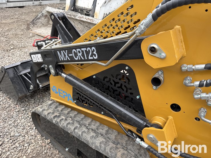 2025-agt-mx-crt23-compact-track-loader-image-10