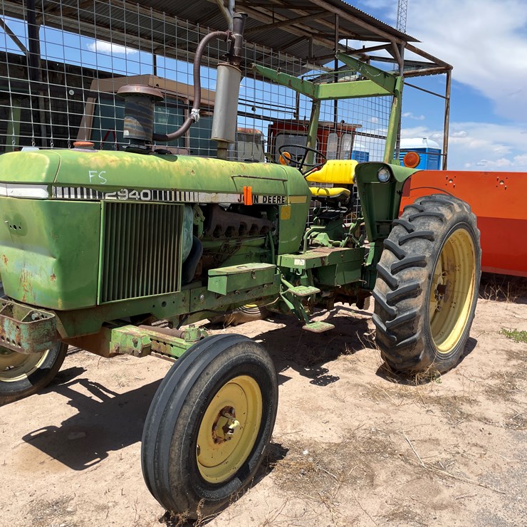 JOHN DEERE 2940