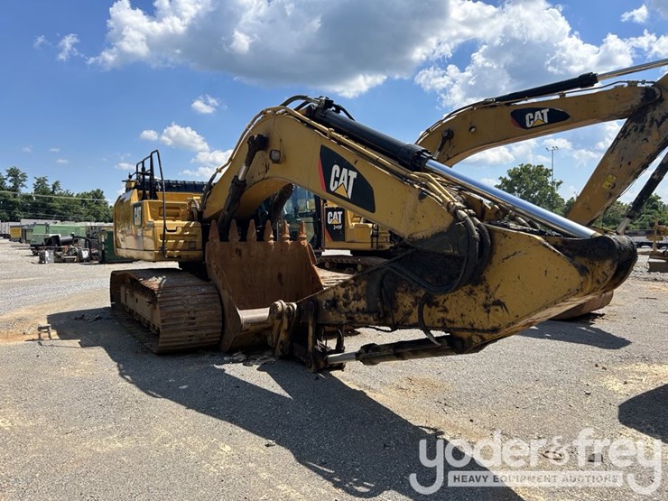 2016-caterpillar-336fl-image-6