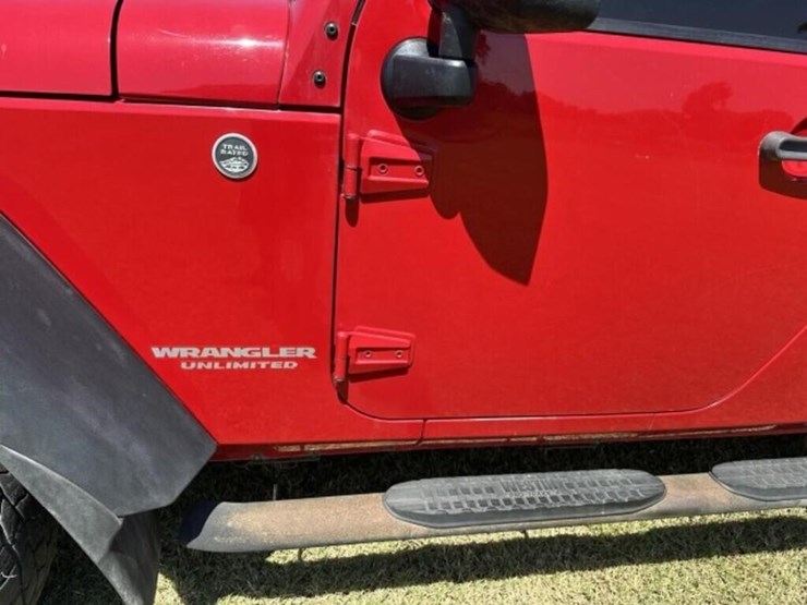 2012-jeep-wrangler-image-7