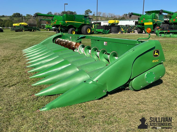 2017-john-deere-612c-image-1