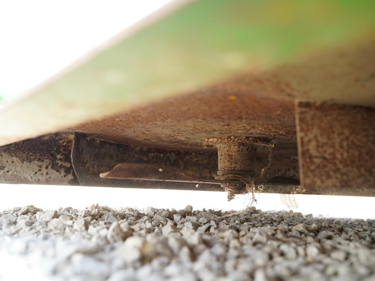 buhler-farm-king-y650r-image-14