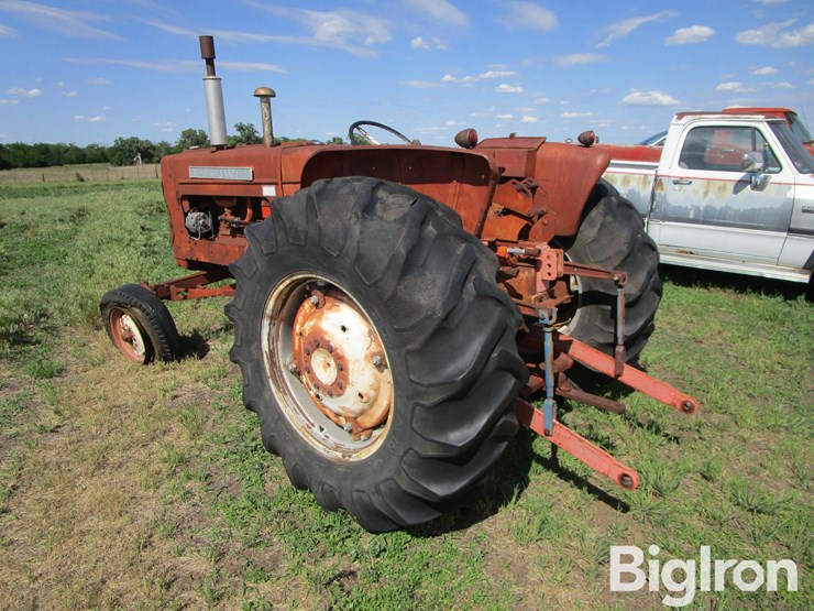 1961-allis-chalmers-d17-image-7