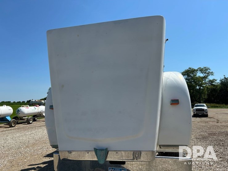 1995-freightliner-dry-tender-truck-(cp0609,-unit-2142)-image-39