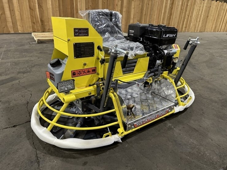 2025-mms-ms80r-ride-on-power-trowel-image-2