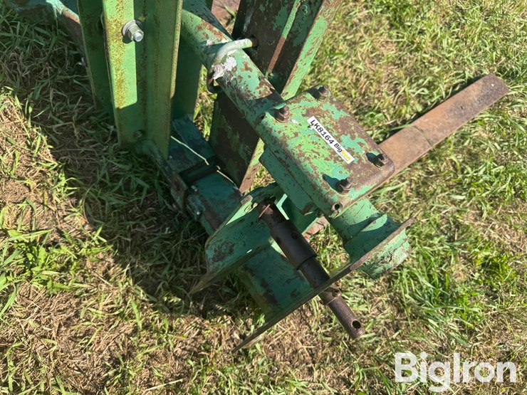 john-deere-46-image-12